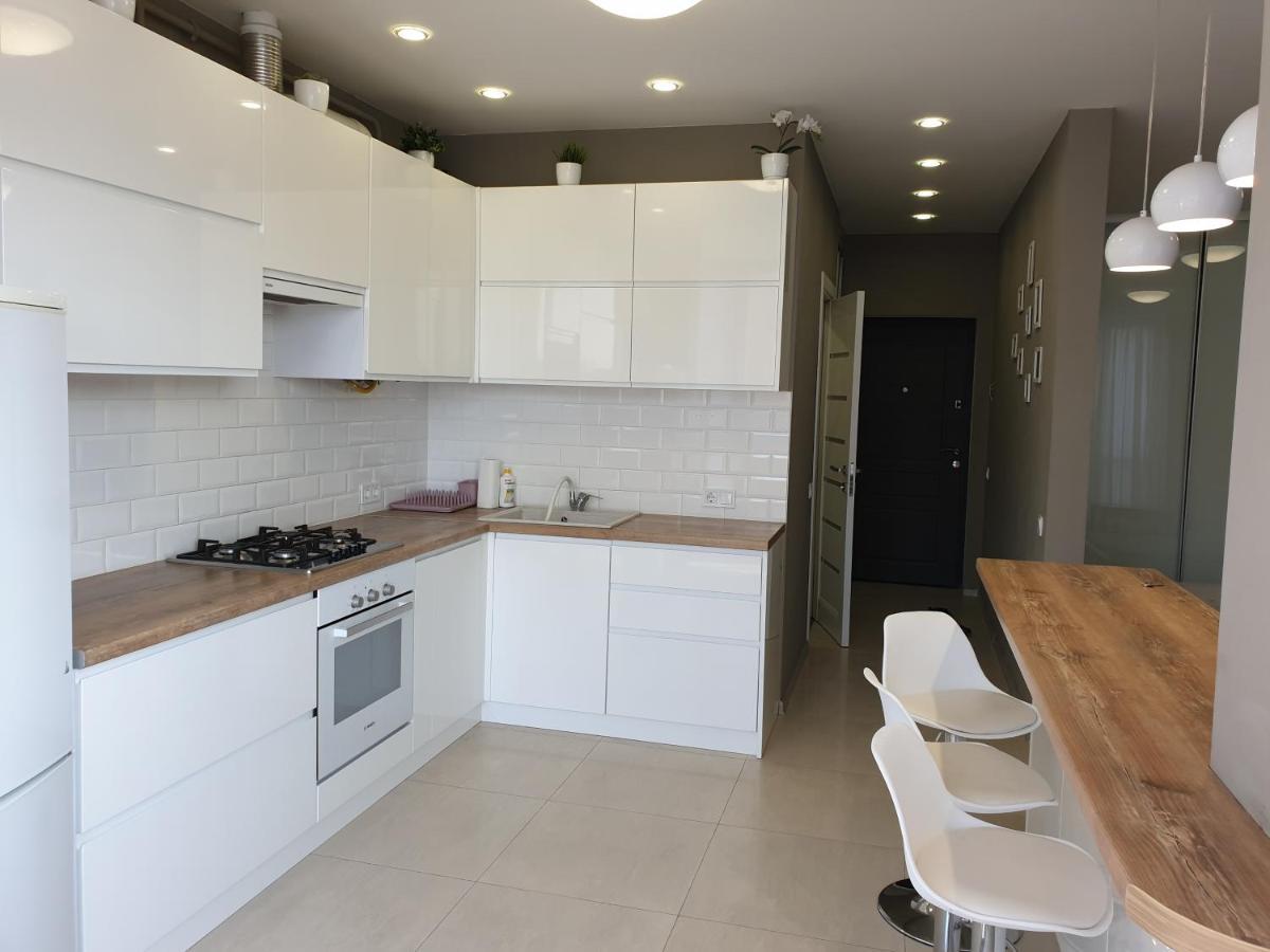 Best Apartment Shevchenka 80 Lviv Buitenkant foto